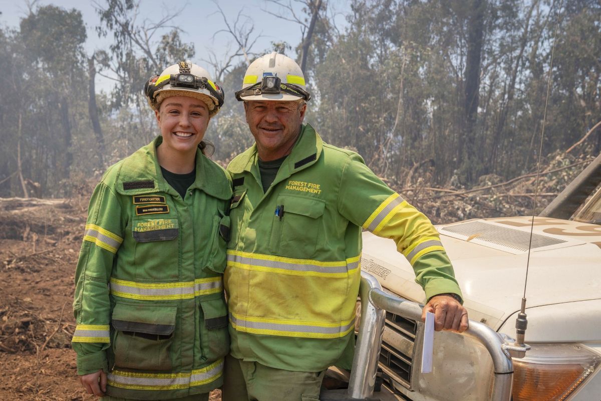 Lily and her dad Beau wearing FFMVic uniform